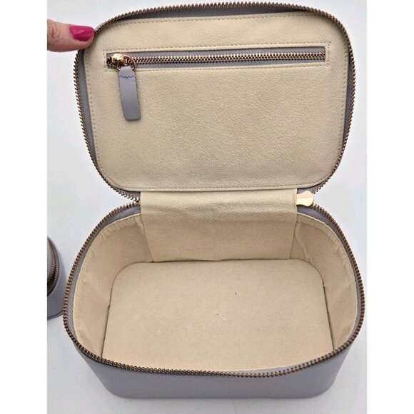 Rachel Zoe Travel Cases Makeup Case Jewelry Case Purple Gold EUC Set Of Two Zip - Picture 4 of 9